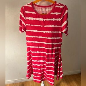 NWOT Members mark dress